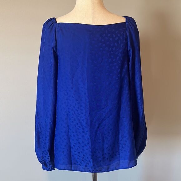 Ann Taylor sz S cobalt blue tone on tone animal print long sleeve blouse - Picture 6 of 8